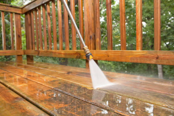 Best Deck Pressure Washing  in Fearrington Village, NC